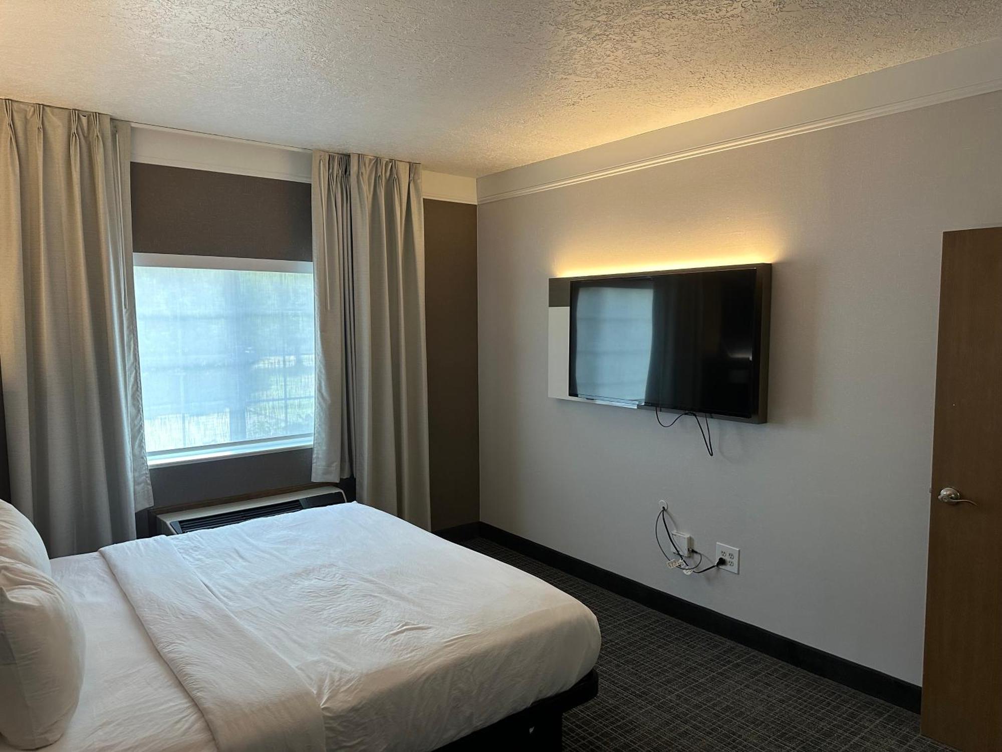 Comfort Suites Clackamas Exterior foto